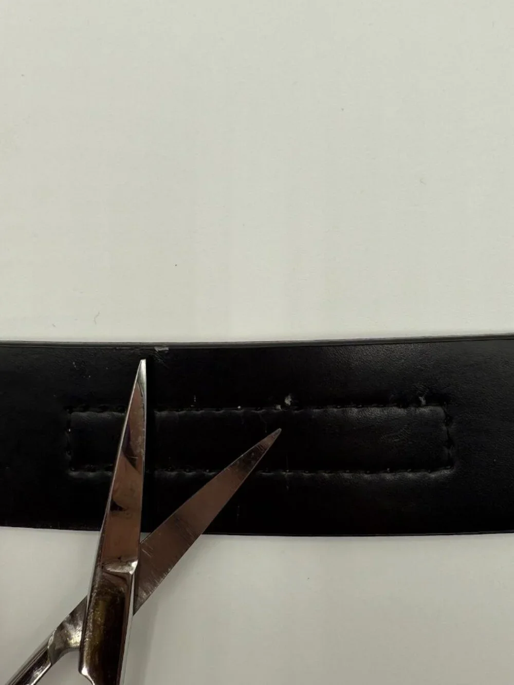 apt. 9 Men’s Black Leather Belt Sz M Silver-tone Metal